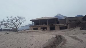 Club de Golf fue destruído