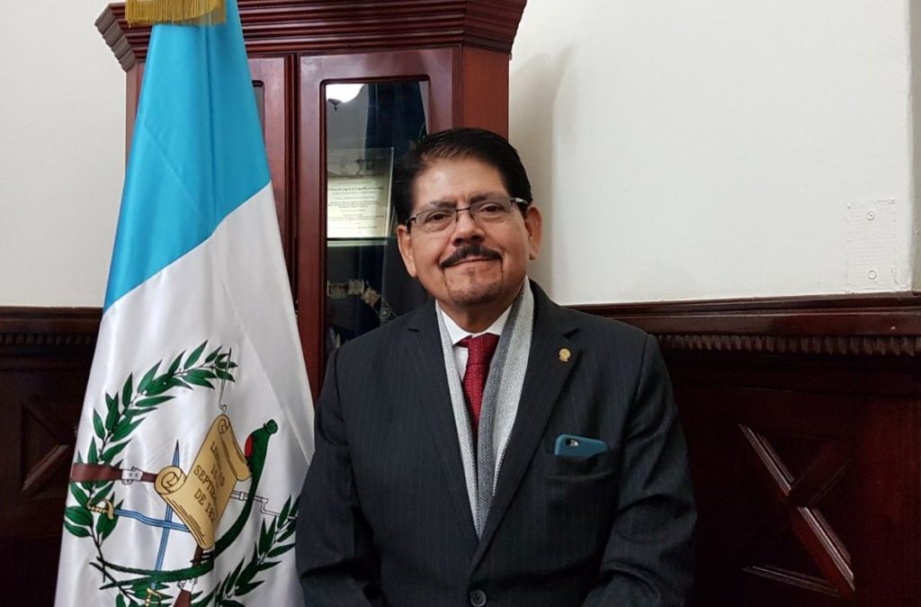 Gustavo Bonilla: voté contrario a la candidatura de Consuelo Porras y sospecho que se me quiere perjudicar.